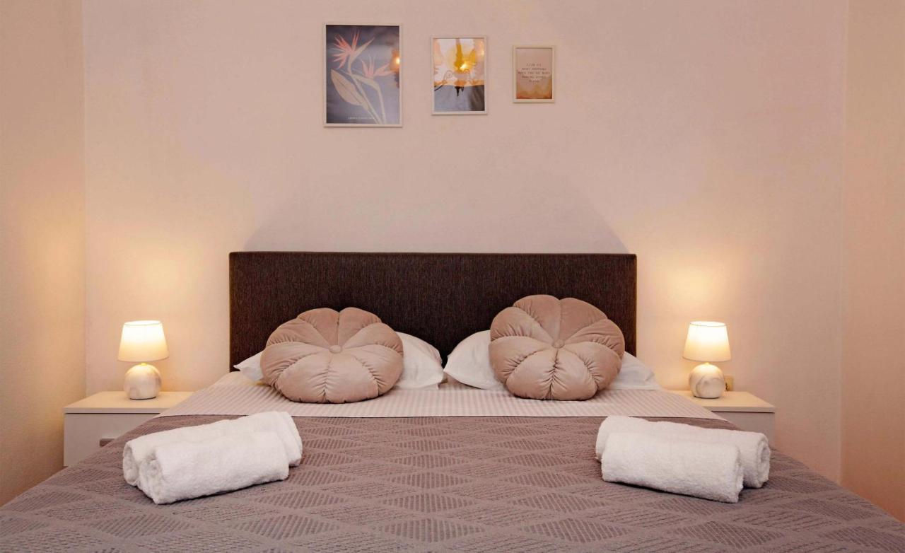 Apartman Zuvela Vela Luka Buitenkant foto