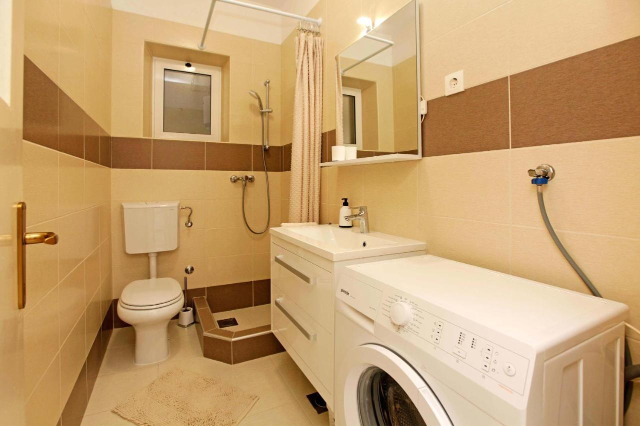 Apartman Zuvela Vela Luka Buitenkant foto